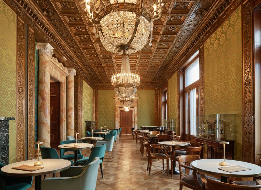 Restaurant Photo