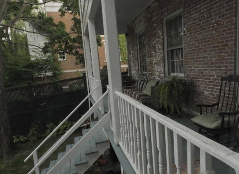 Balcony Photo
