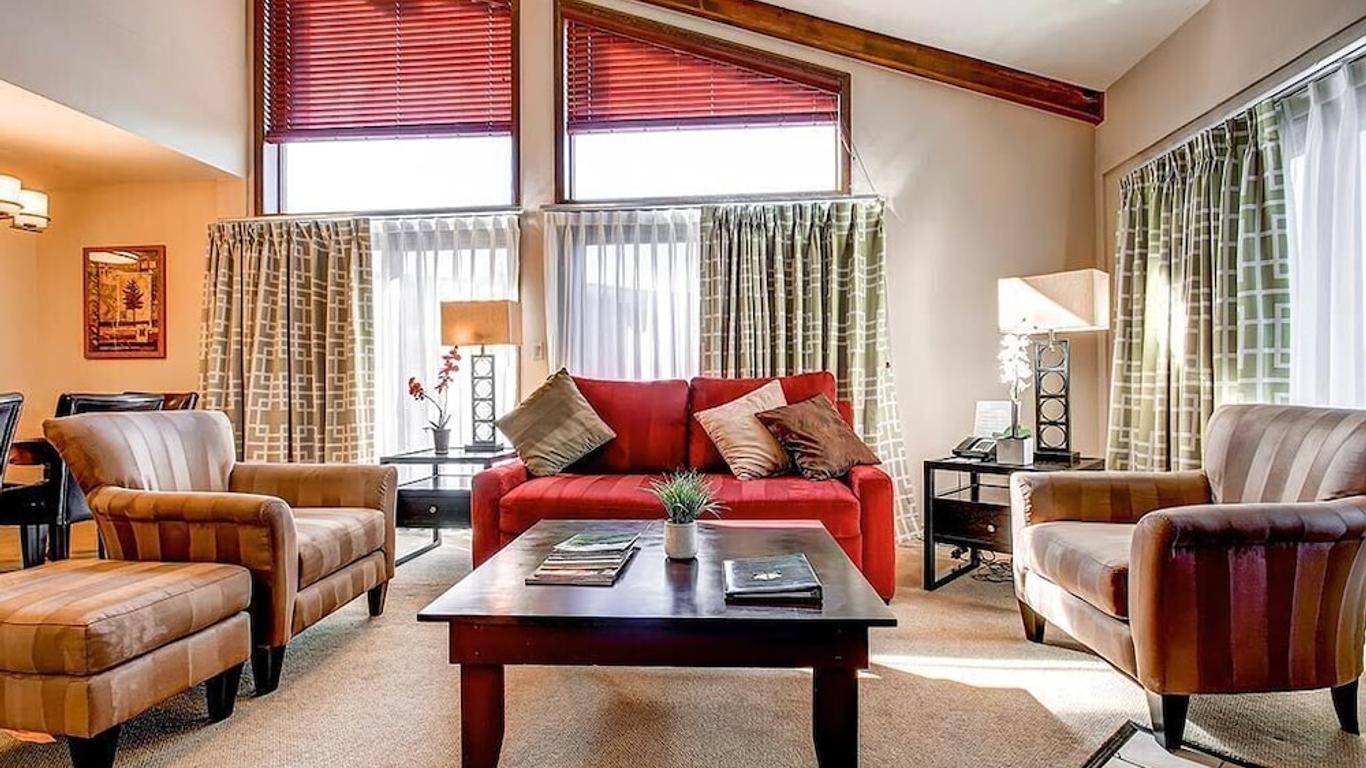 GetAways at Falcon Point Resort
