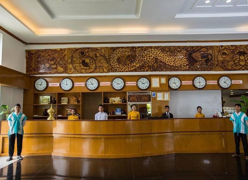 Front desk Photo