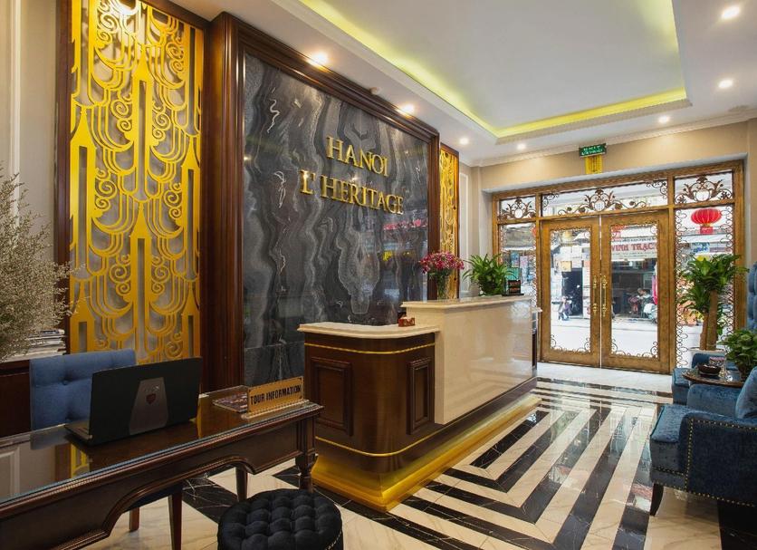 Front desk Photo