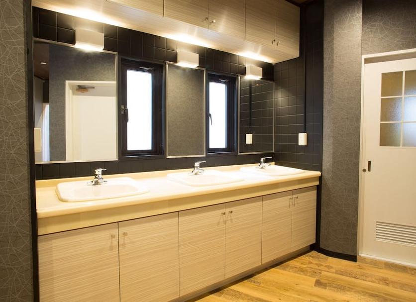 Bathroom Photo