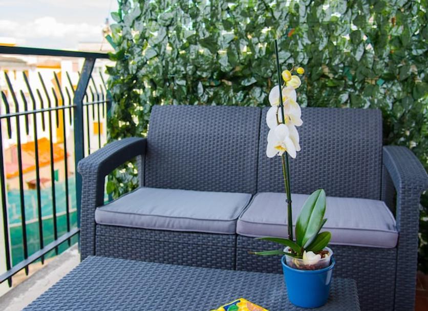 Balcony Photo