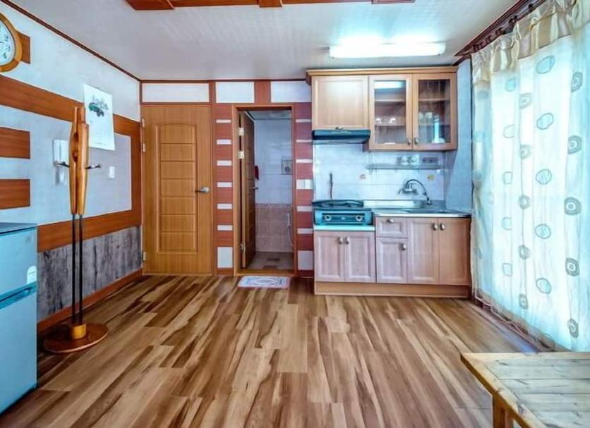 Kitchen Photo