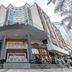 Ji Hotel Shenzhen Shennan Avenue Huaqiang exterior with curved glass facade and entrance in Shenzhen