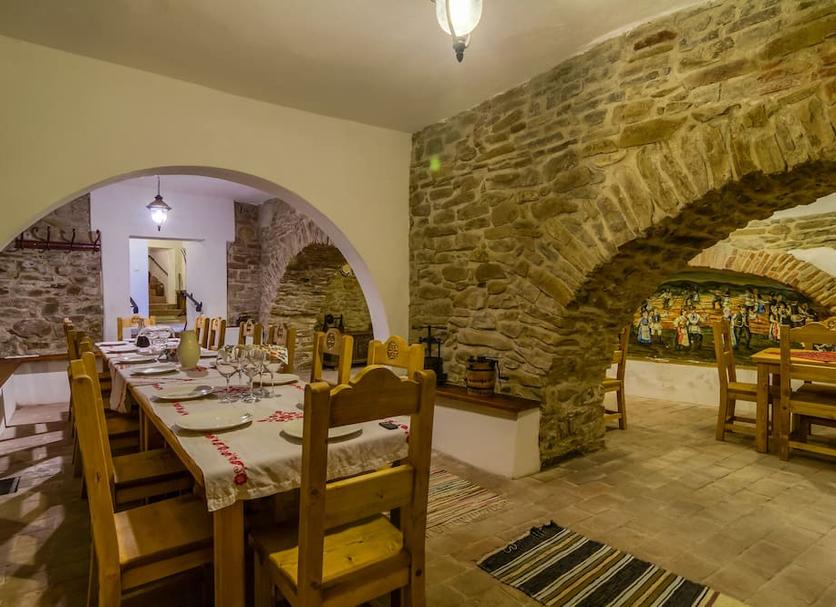 Dining room Photo