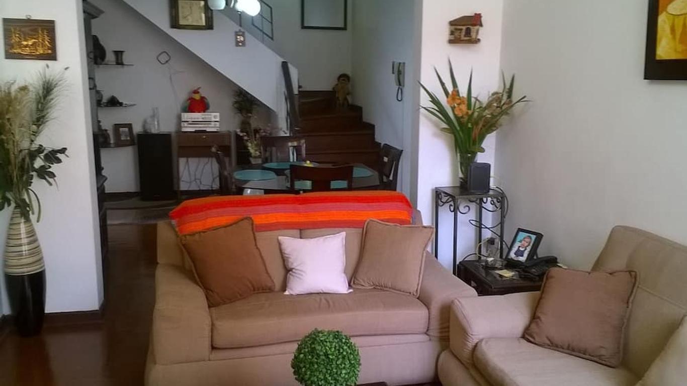 Casa Bella Lima