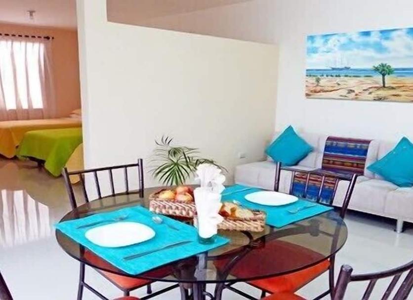 Dining room Photo