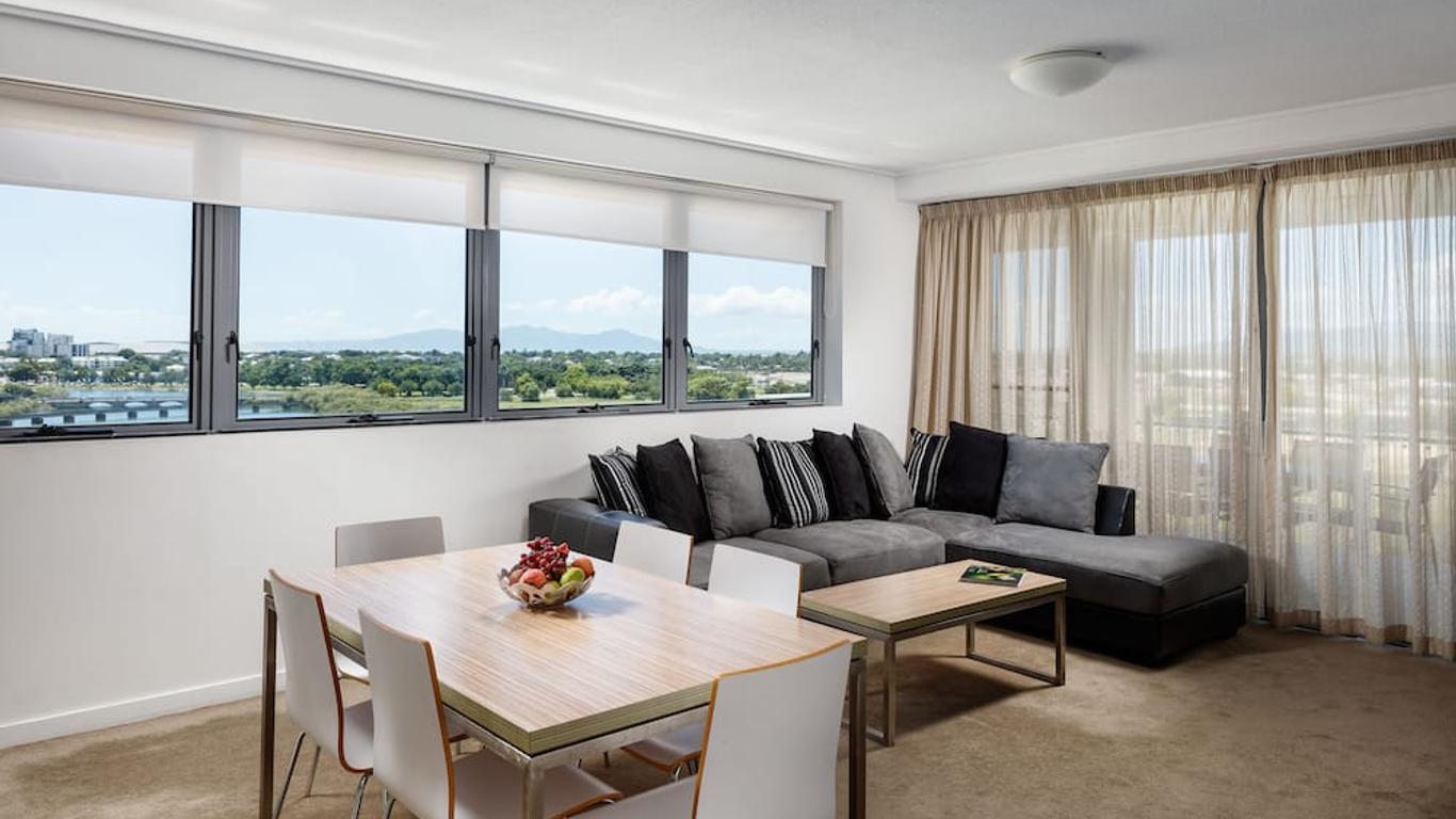 Central Islington Apartments