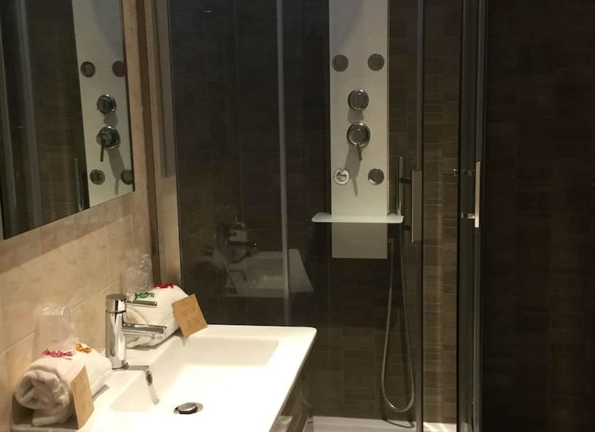 Bathroom Photo