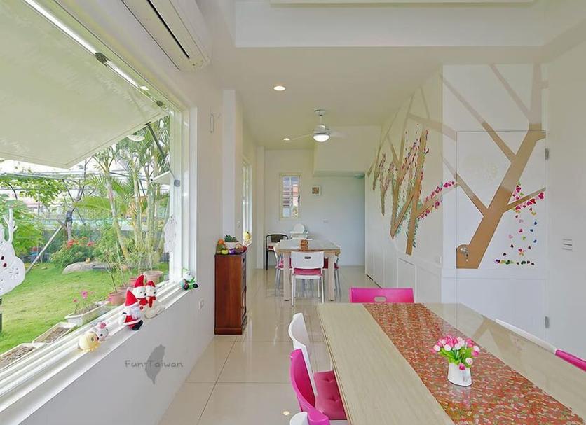 Dining room Photo