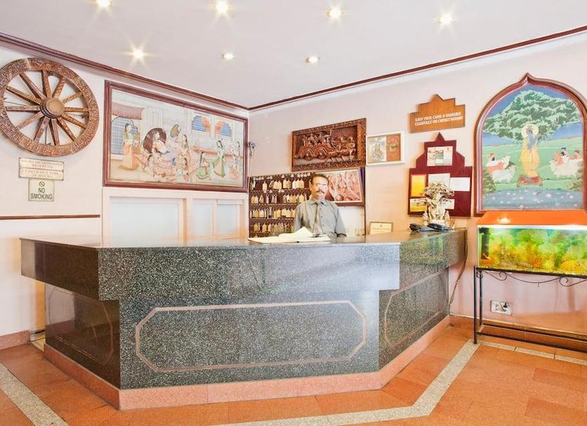Front desk Photo