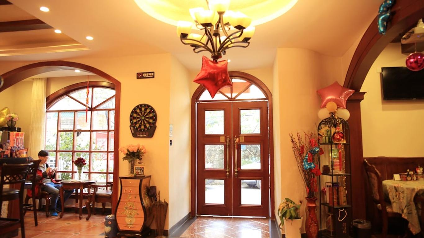 Junshe Boutique Guest House-Complementary pick up servie for a 3-night stay in a deluxe room