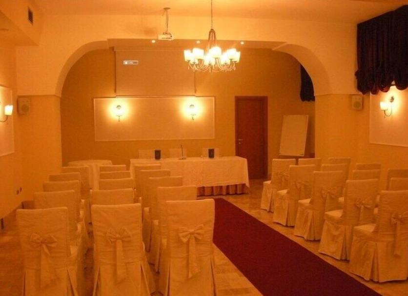 Conference room Photo