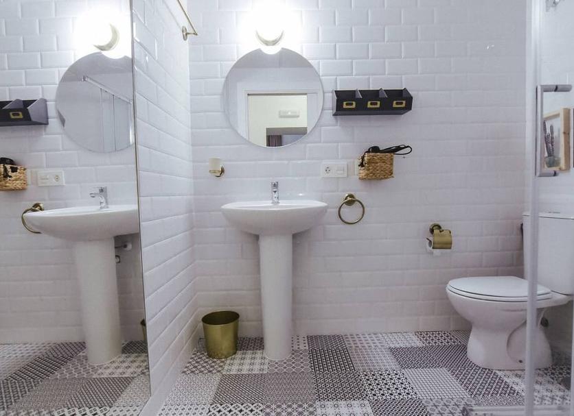 Bathroom Photo
