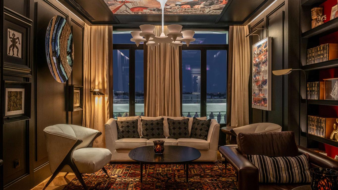 Hotel Montera Madrid, Curio Collection by Hilton