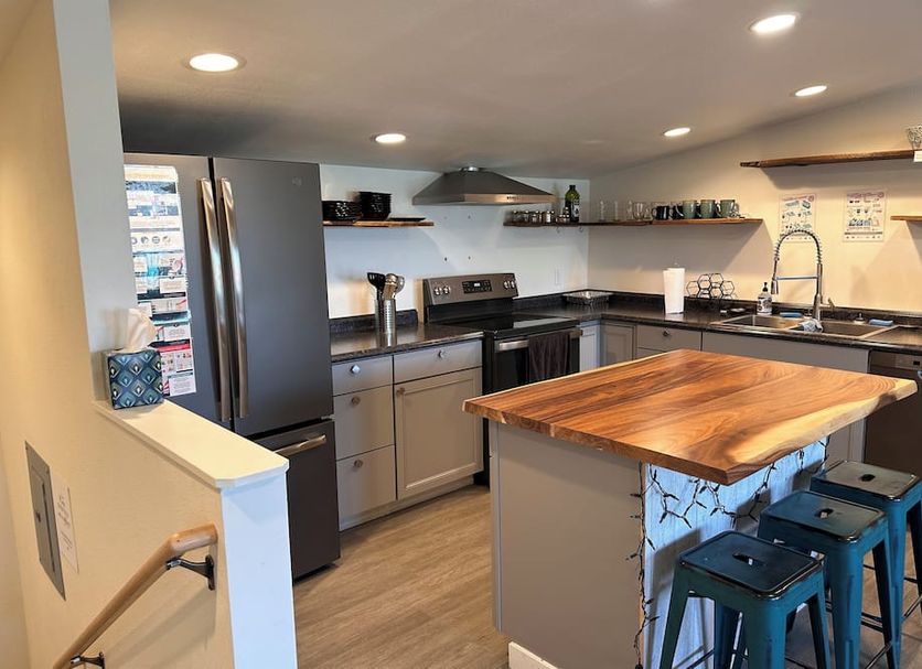 Kitchen Photo