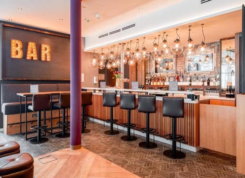 Bar Photo