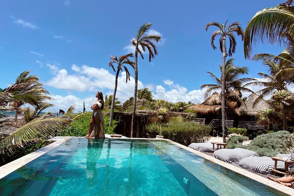 expedia_group-2228165-