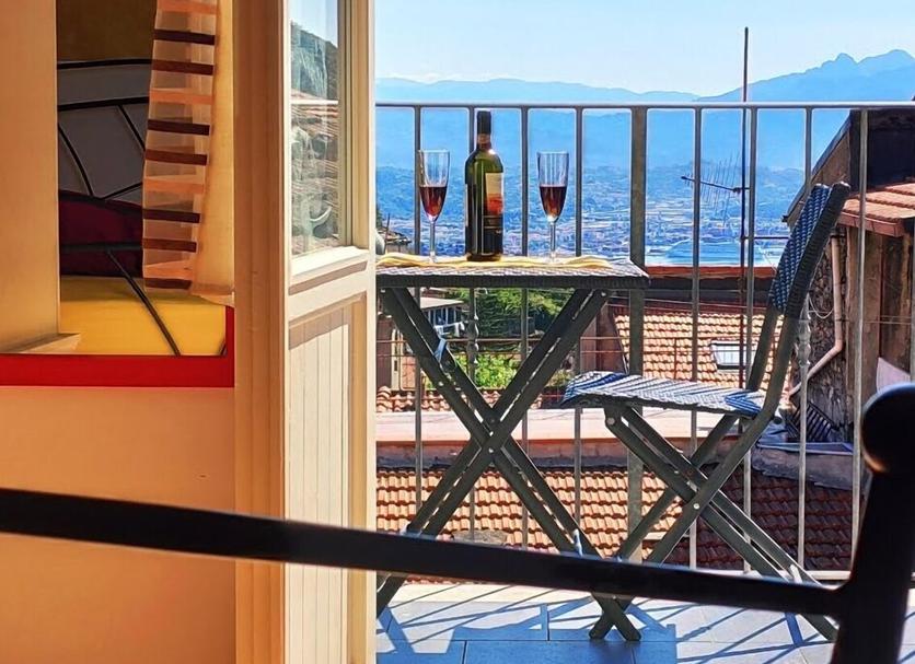 Balcony Photo