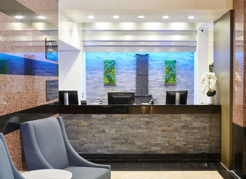 Front desk Photo