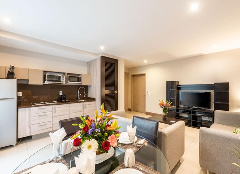 Dining room Photo