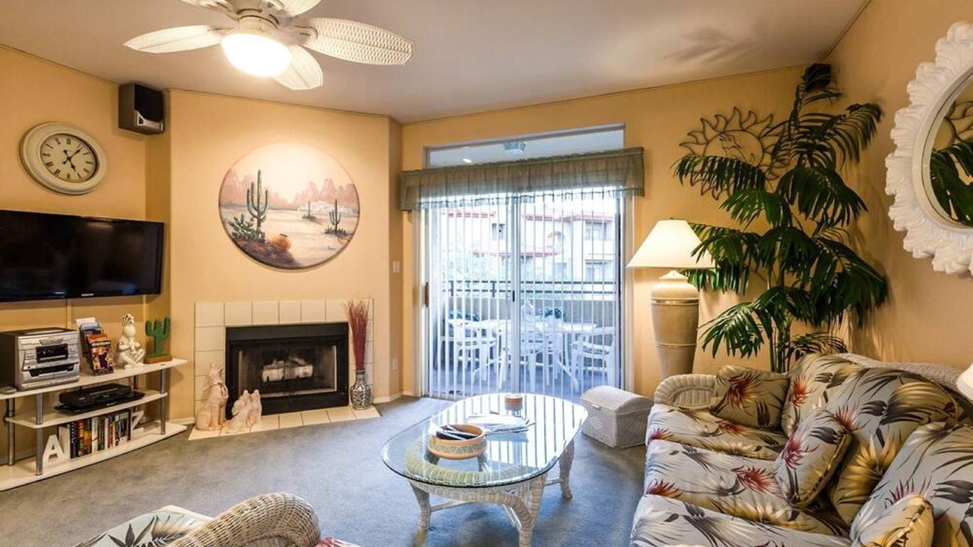 Gated Mountain View Resort Community, Centrally Located, Three Heated Pool-Spa Complexes, Half-Mile To Hiking!