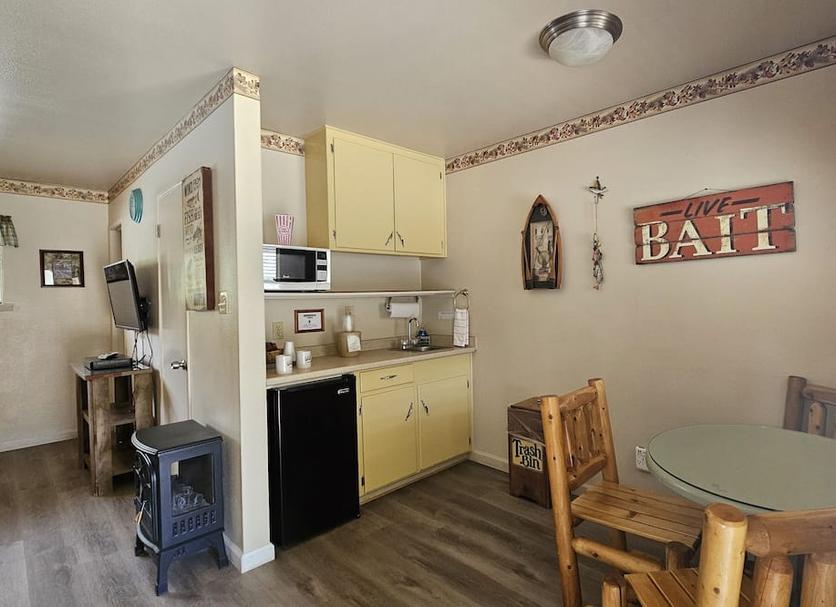Kitchen Photo