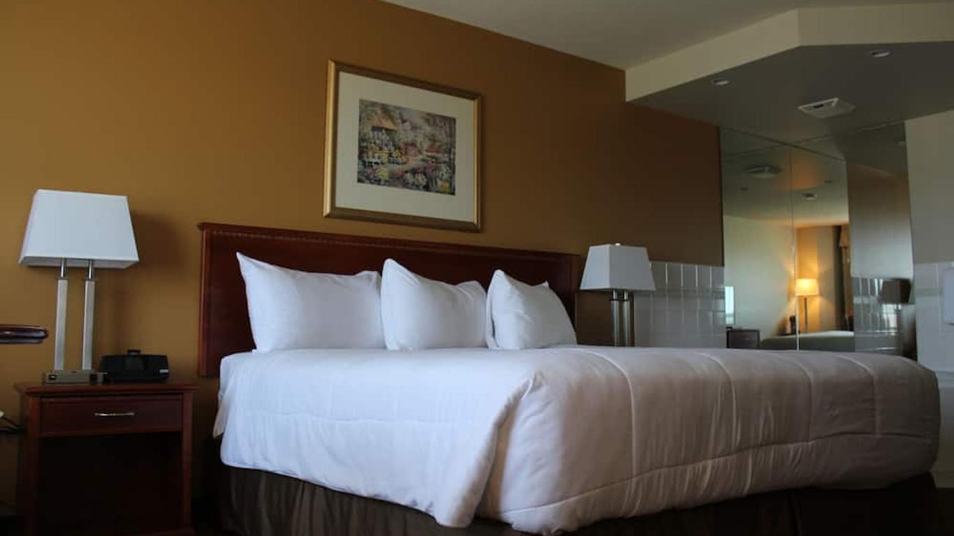Foxwood Inn And Suites