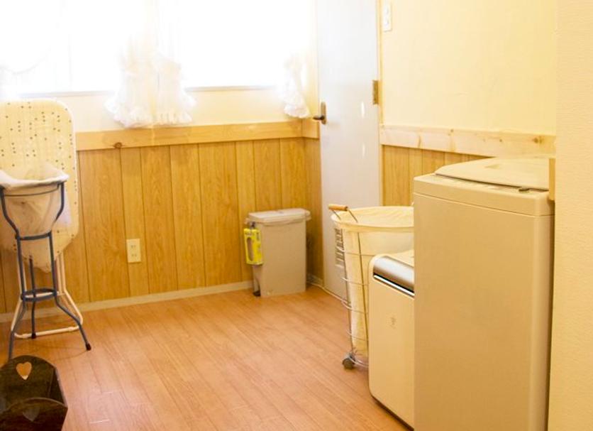 Laundry facility Photo