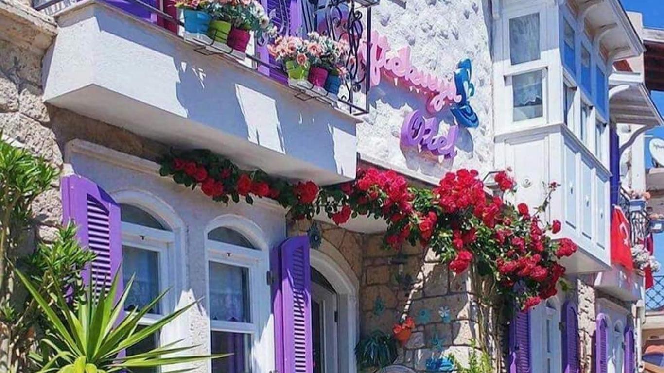 Alacati Ciftekuyu Butik Otel