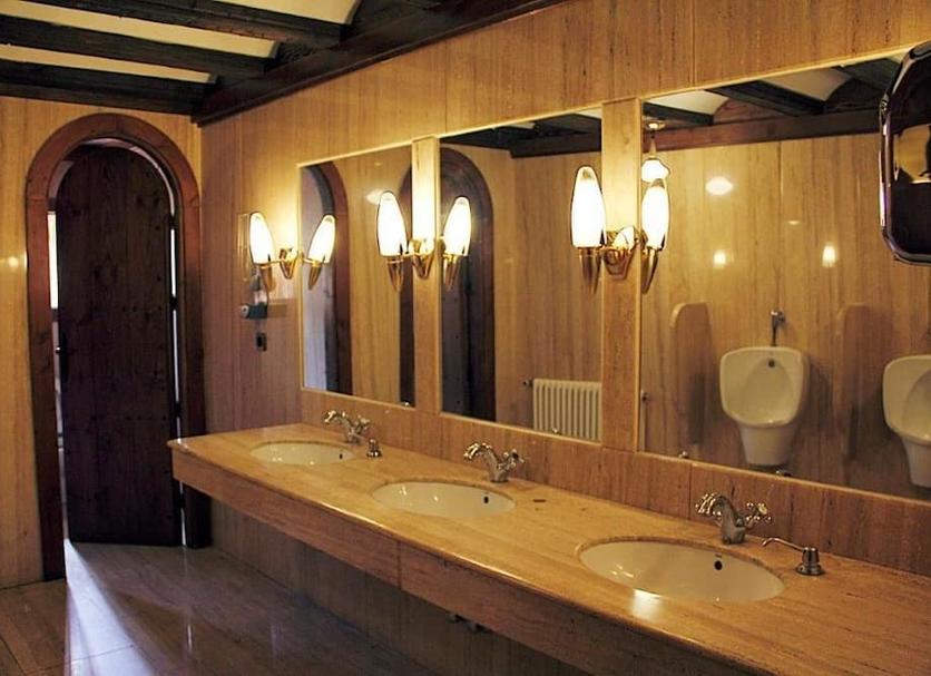 Bathroom Photo