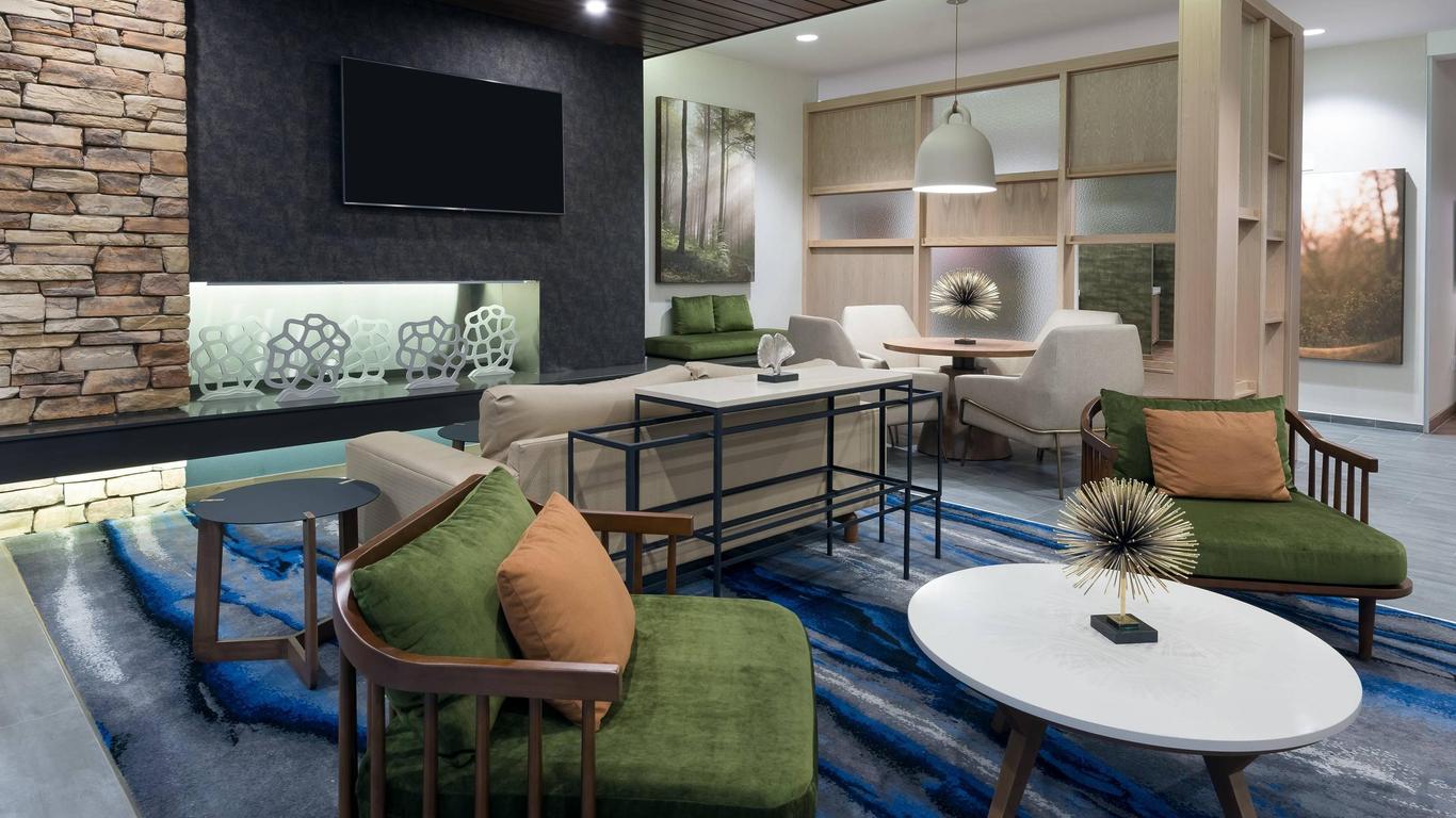 Fairfield Inn & Suites by Marriott Charlotte Monroe