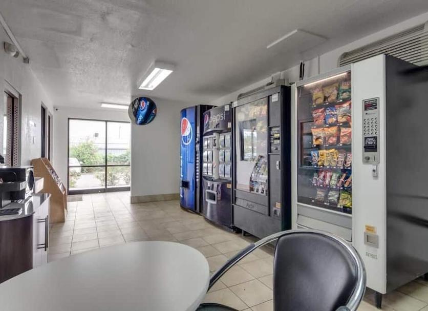 Shop Photo