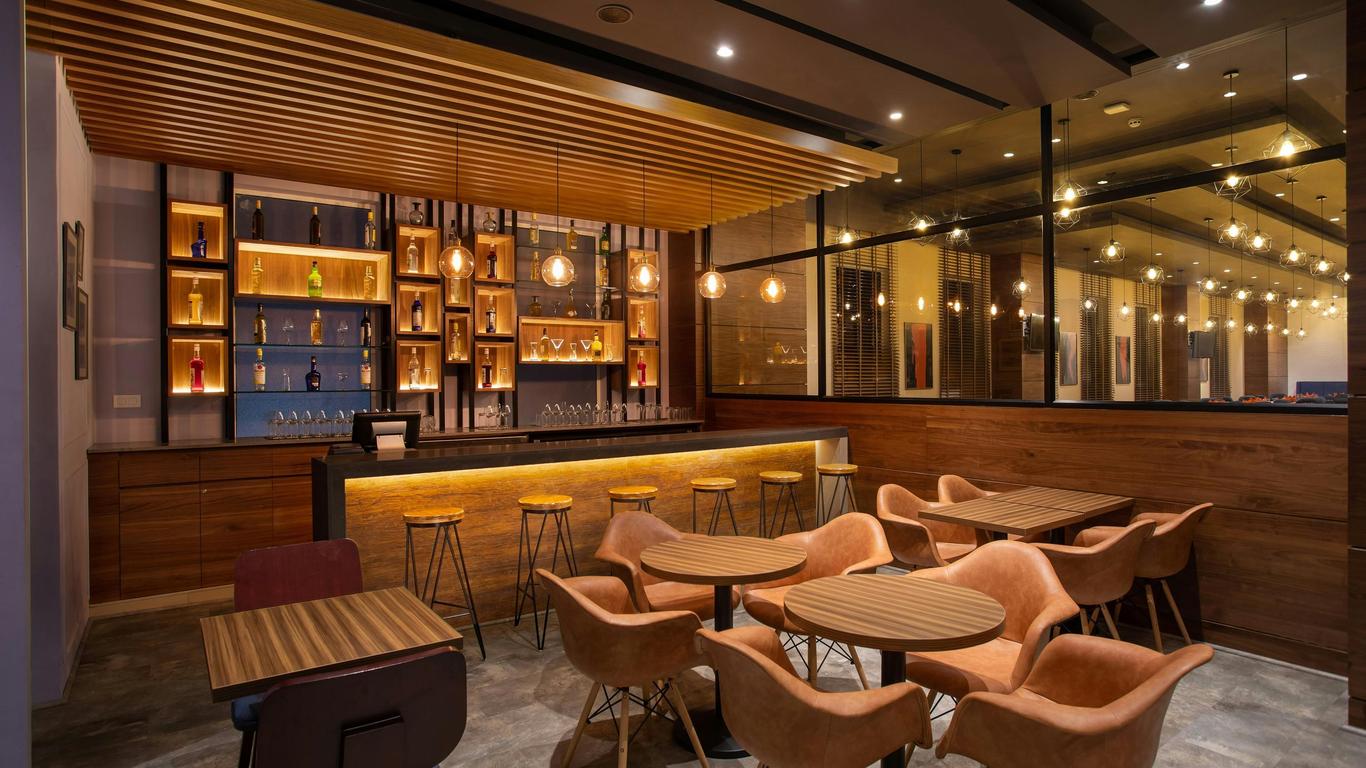 Four Points By Sheraton Chennai Omr