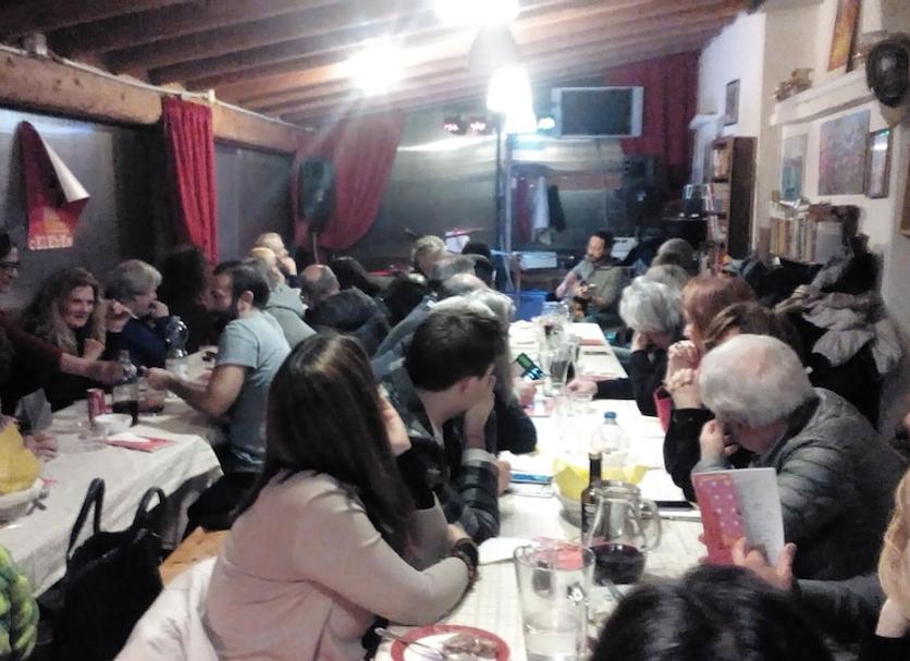 Dining room Photo