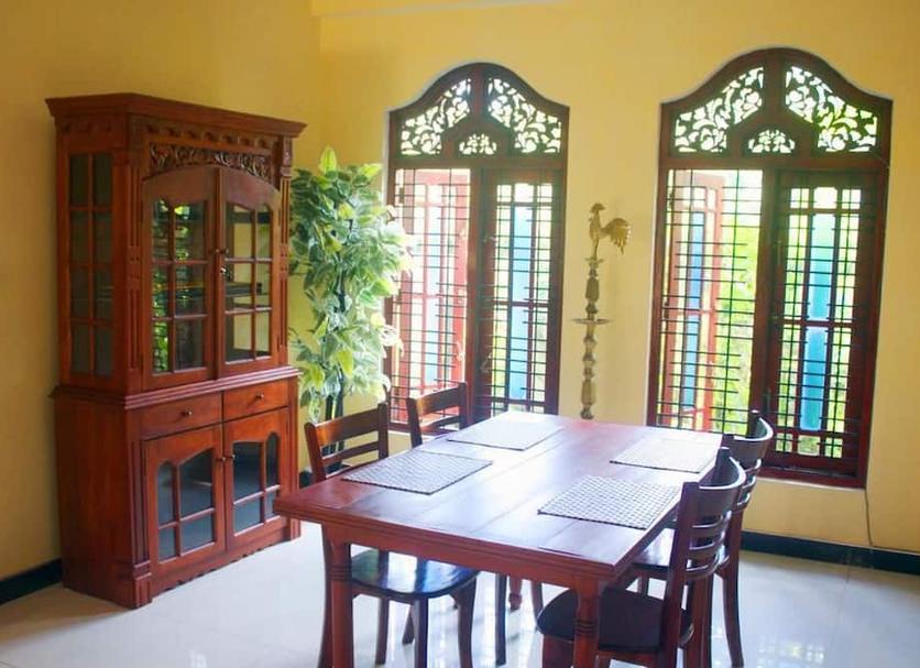 Dining room Photo