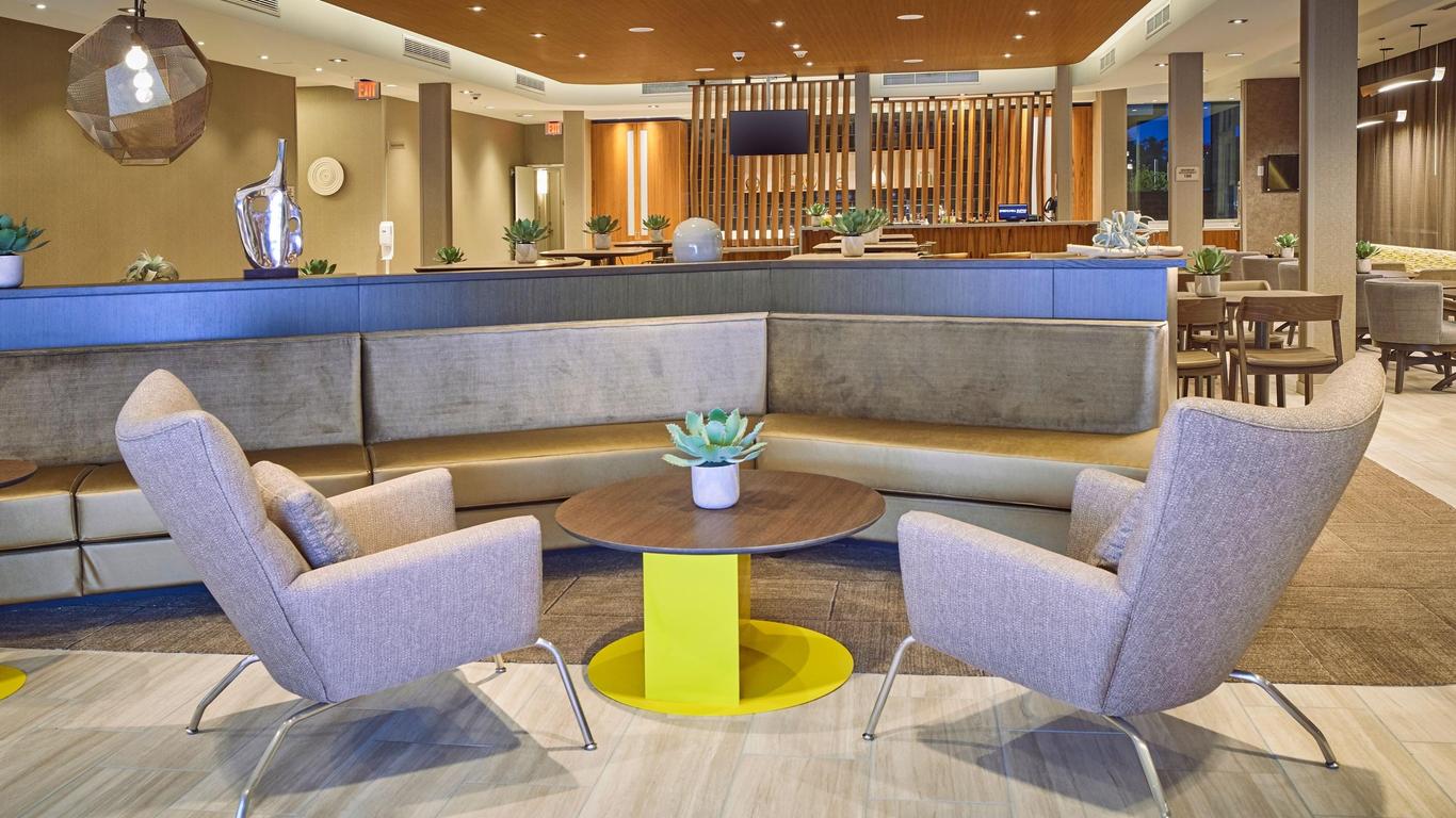 SpringHill Suites by Marriott Medford Airport