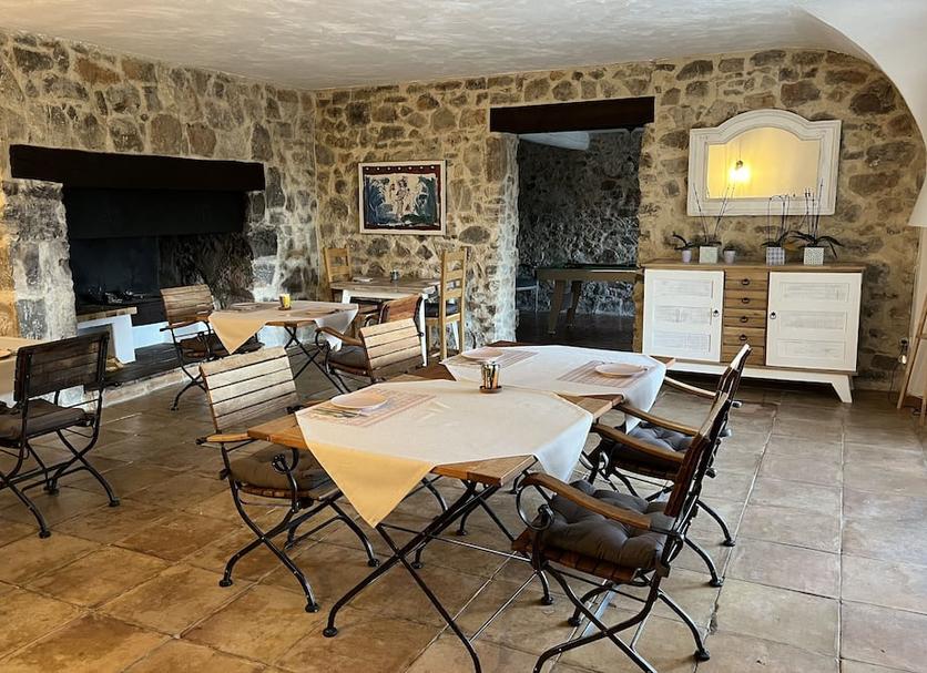 Dining room Photo