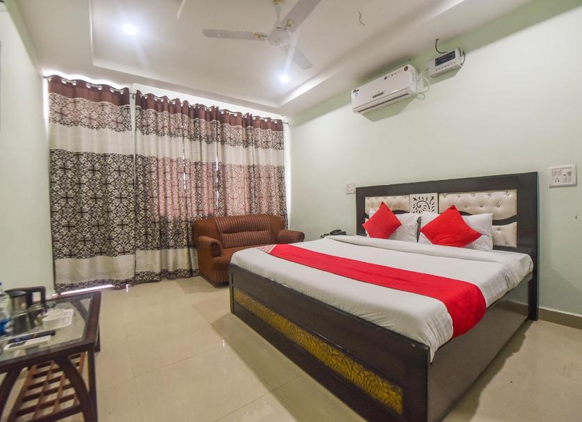 Bedroom Photo