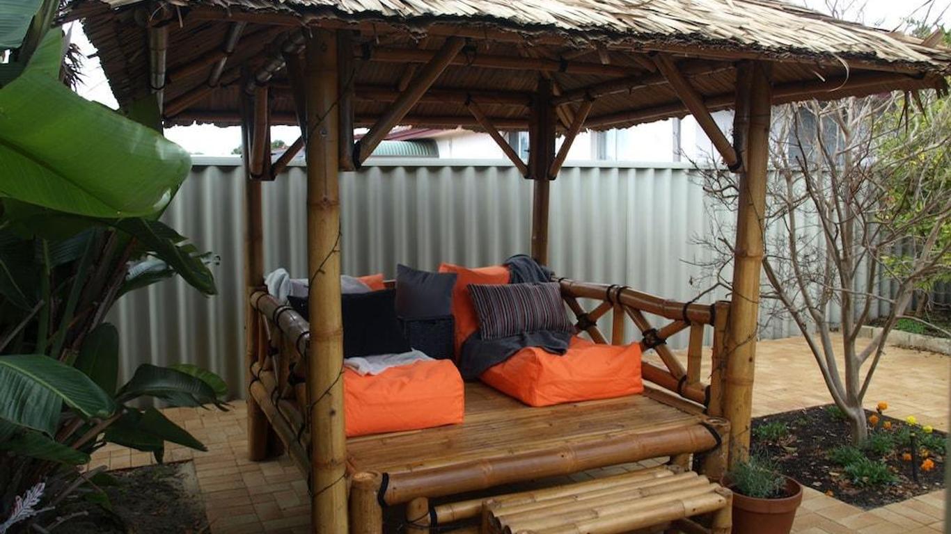 Baudins of Busselton Bed and Breakfast - Adults only
