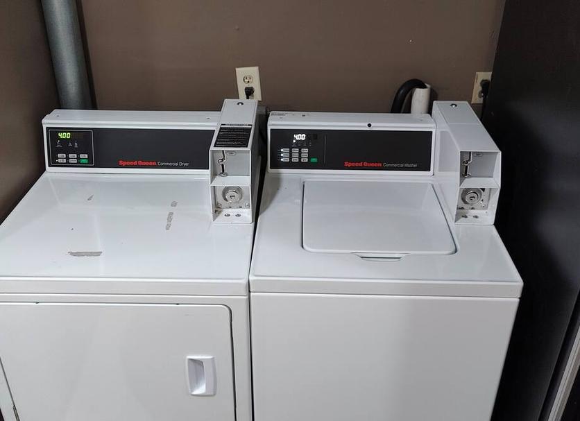 Laundry facility Photo