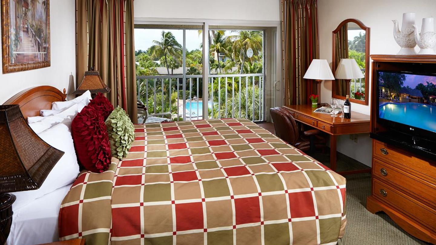Best Western Naples Inn & Suites from 125. Naples Hotel Deals & Reviews KAYAK