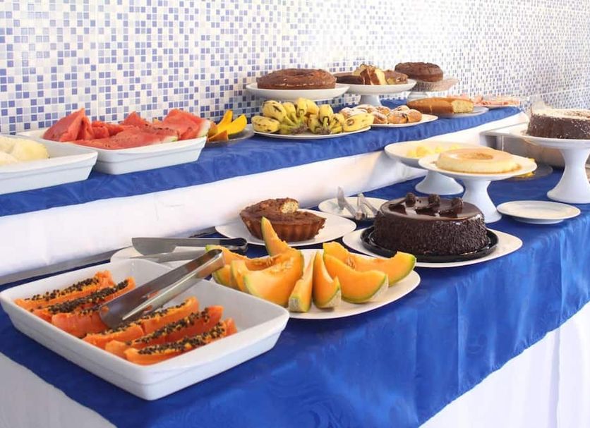 Buffet Photo