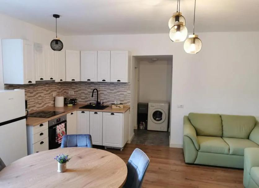 Kitchen Photo