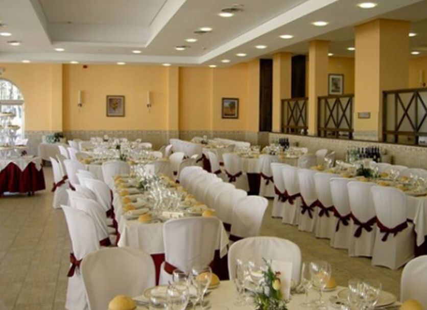 Banquet hall Photo
