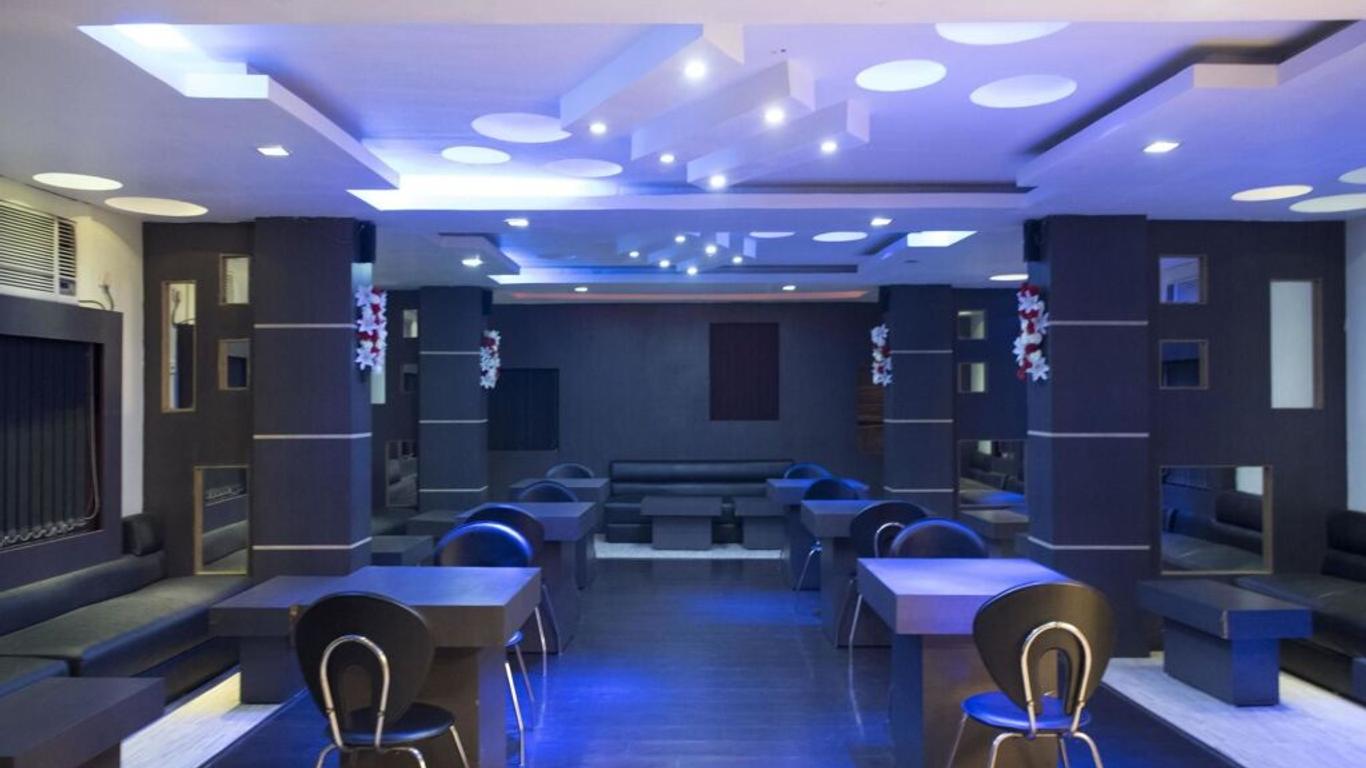 OYO 3356 Hotel Green Valley