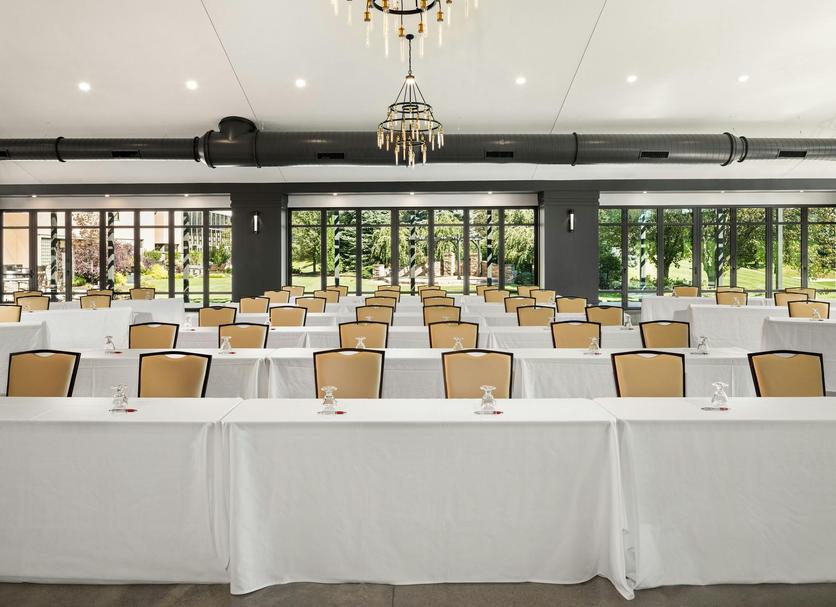 Conference room Photo