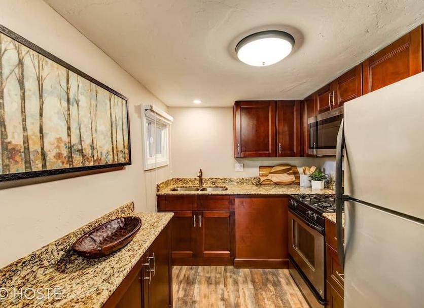 Kitchen Photo