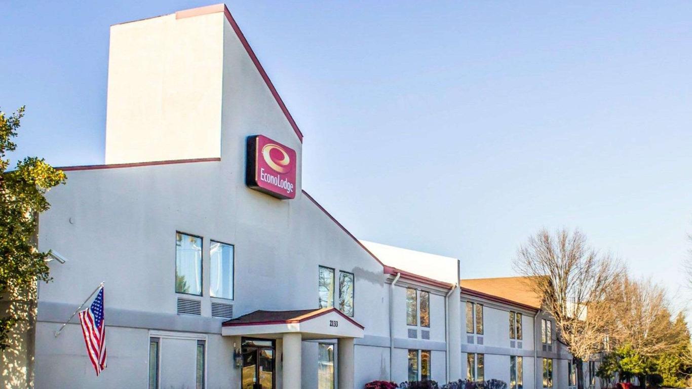 Econo Lodge Burlington 56 Burlington Hotel Deals Reviews Kayak